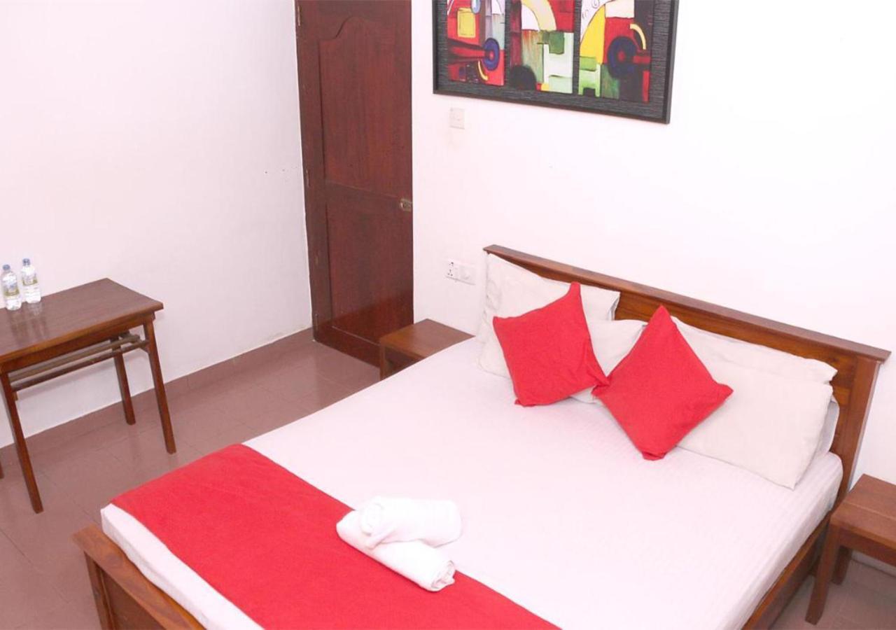 Cozy Inn Негомбо Екстер'єр фото